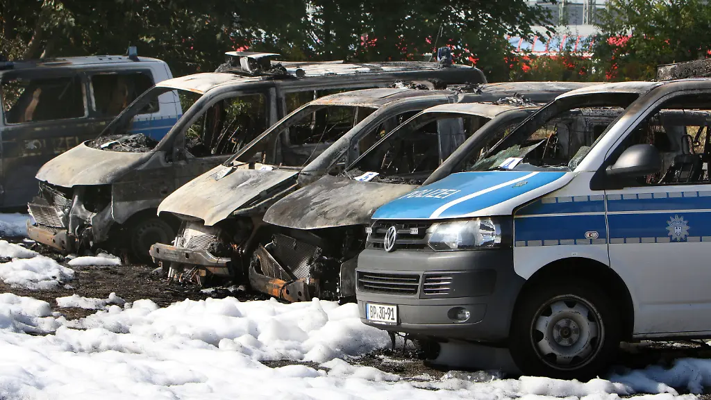 6ac3a7659feec4993a78688e729f38cd