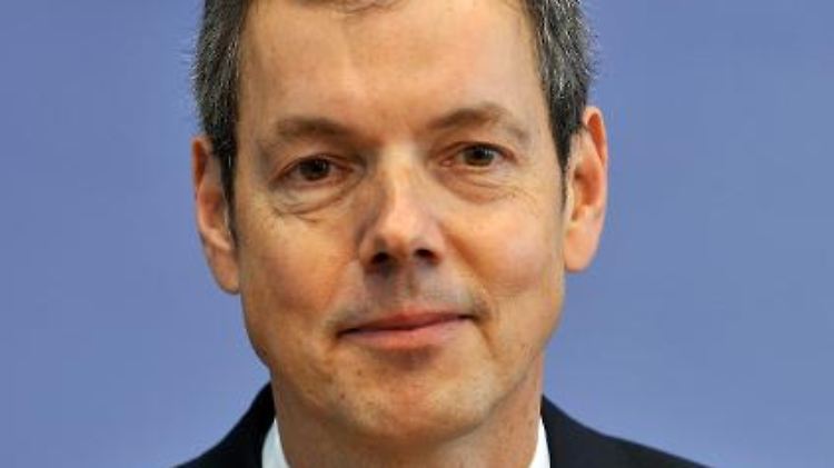 Sieht die Gefahr einer Deflation: Der Wirtschaftsweise Peter Bofinger.