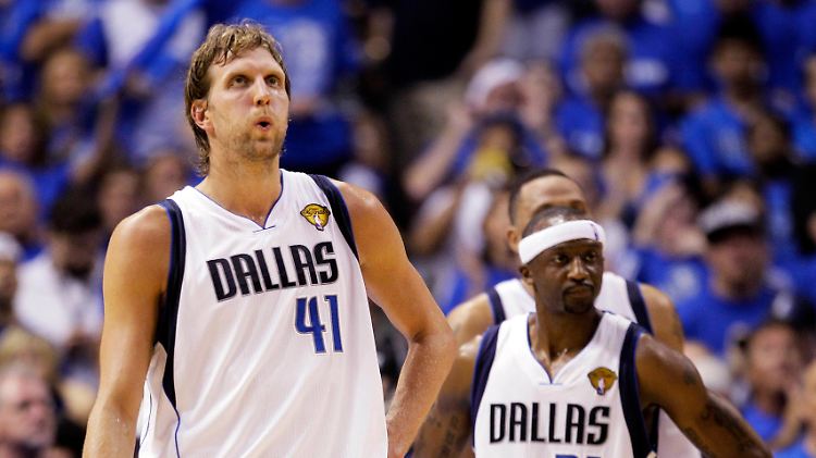 Dirk Nowitzki, enttäuscht.
