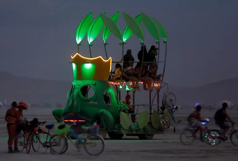 fea8a07a3382cbb307ad46faf39bb0a3