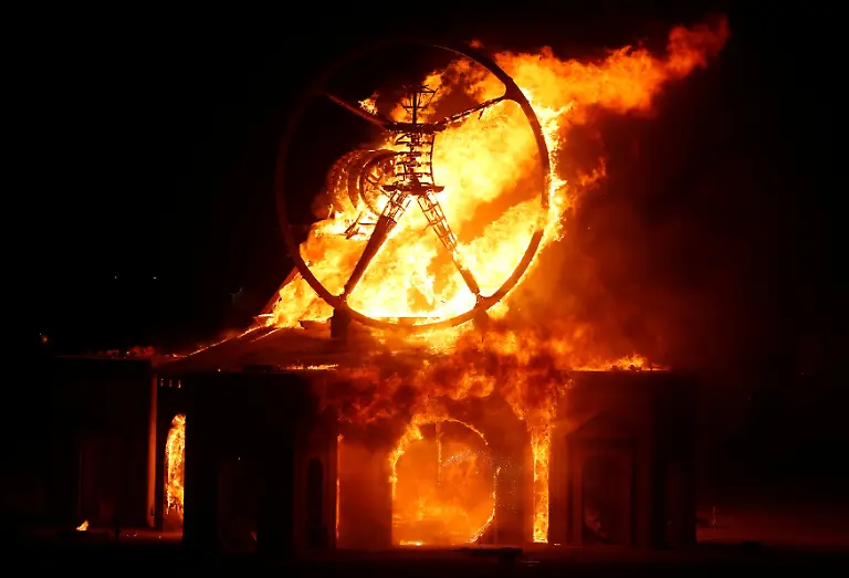 582e2b1df61d4c01adc3a92aa3a4dcd9