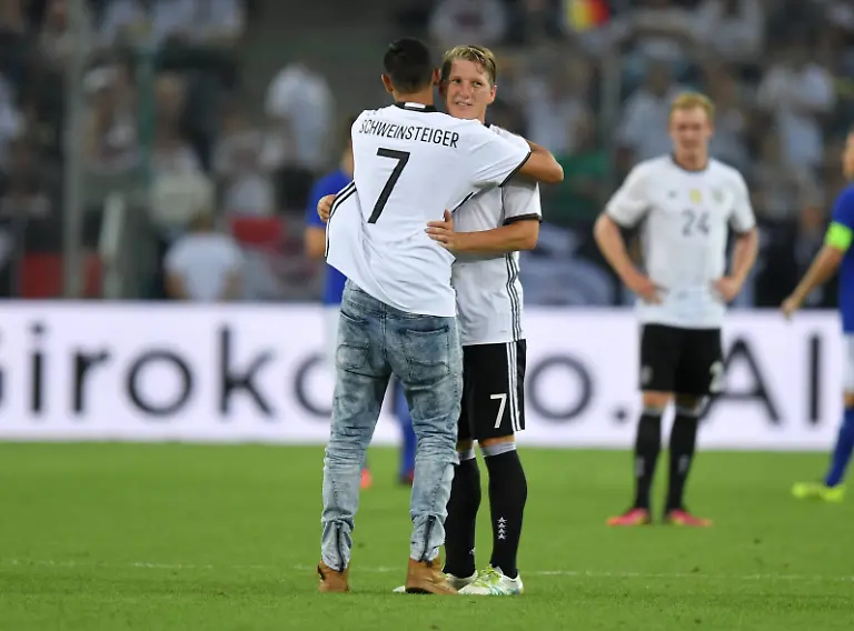 6f8970ffda127efa130631a38ea98798