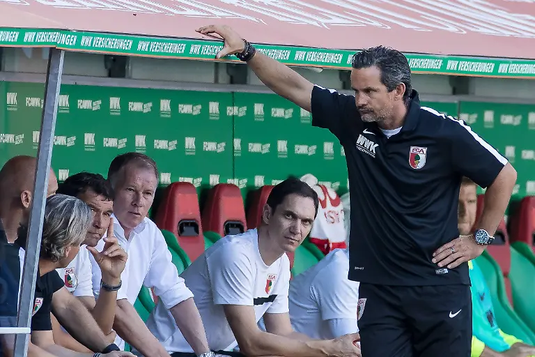 2728b8fdaed1cd68ac3f8750d7d03001