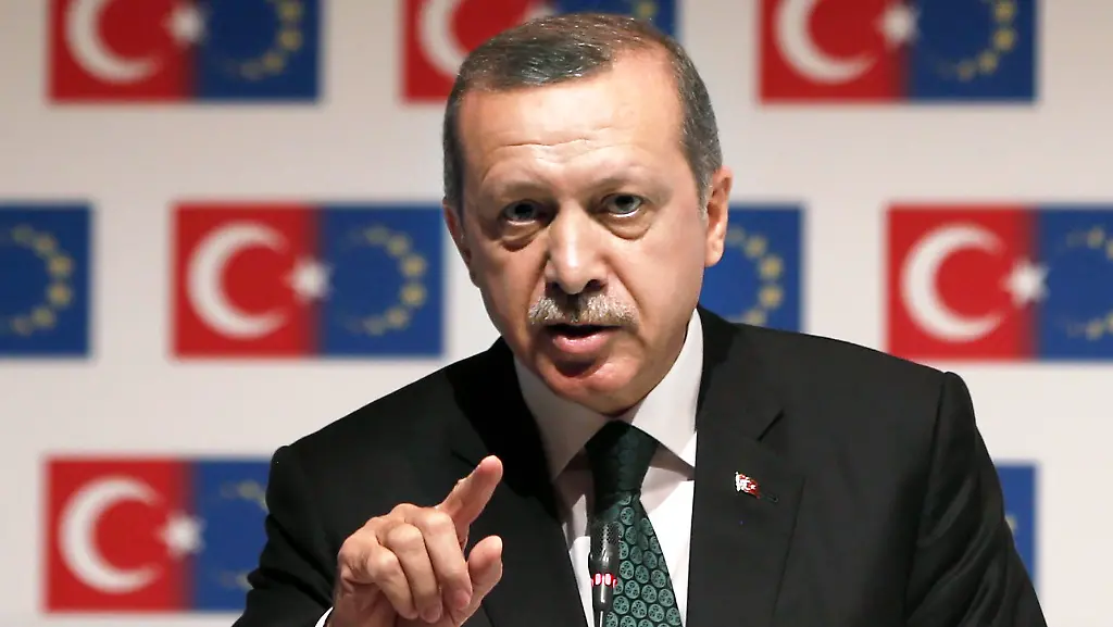 94c82bfff00ebfa1a82e0598fcc0ba97