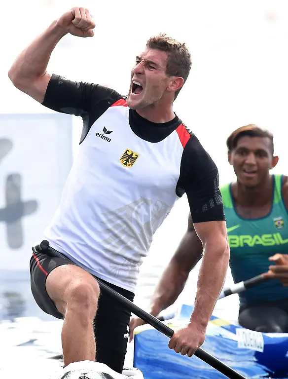 b15052735c5b4fbc51f386f28684f829