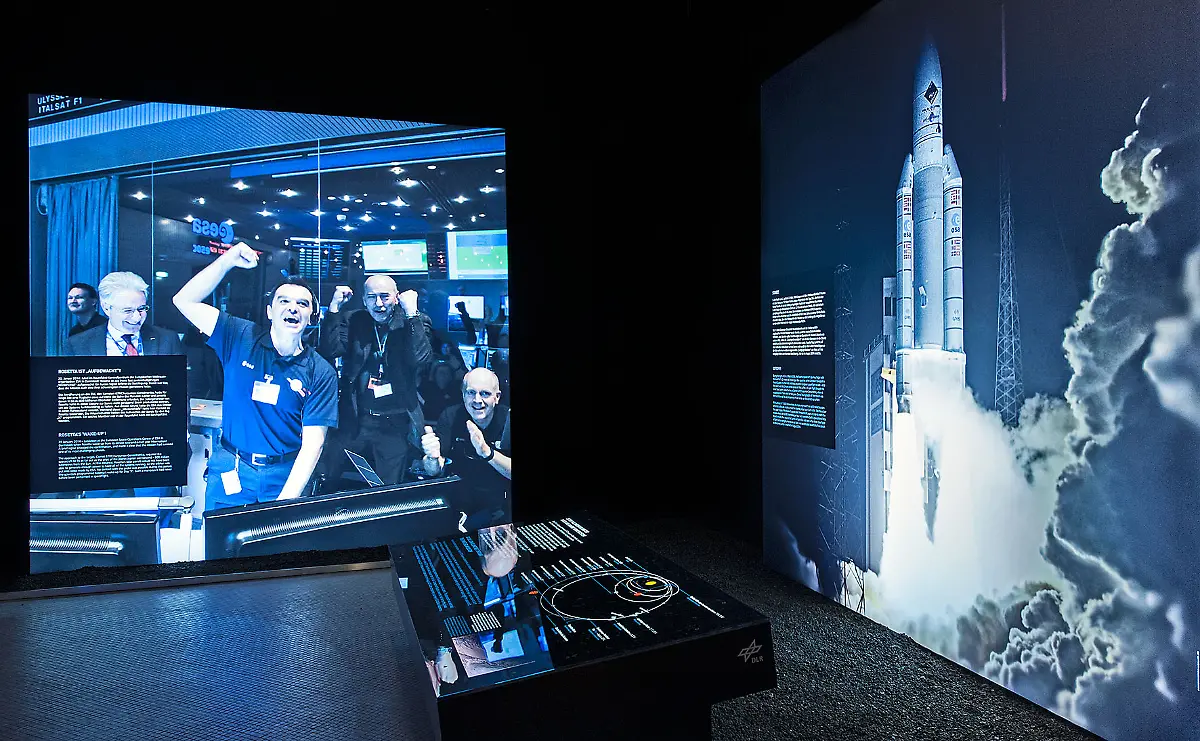 160804-Rosetta-21-c-HwaJa-Goetz-MfN