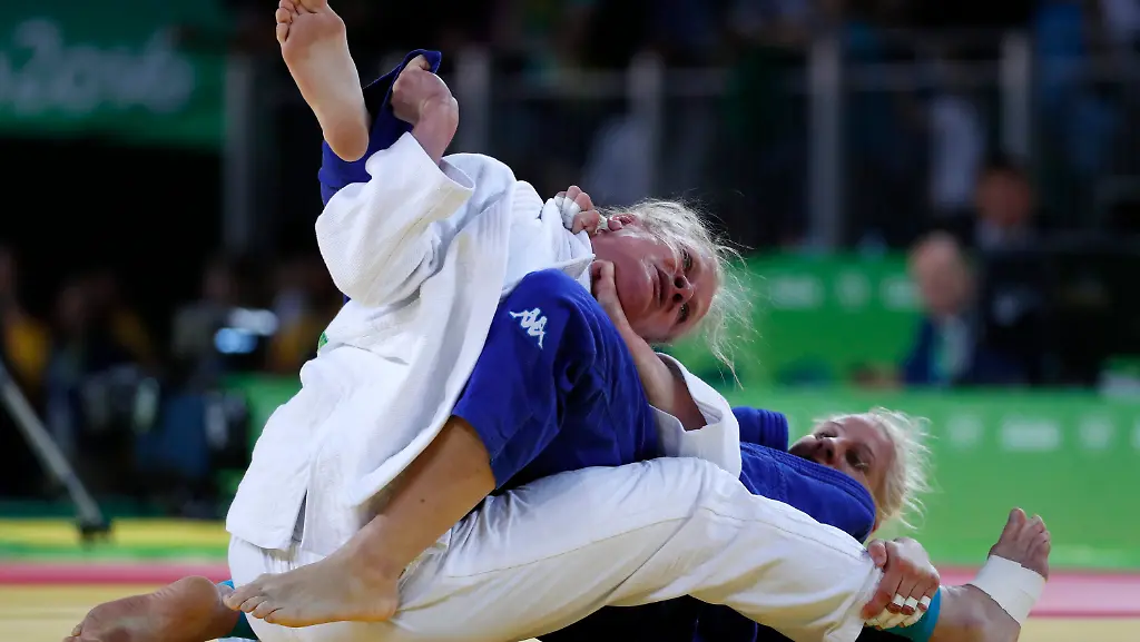 a5ddf43af08ad9d4c9d753e4939c54bf