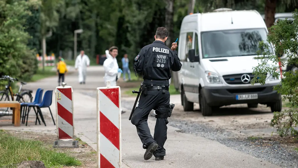 8b737ce35e86c343660dbf415322eb35