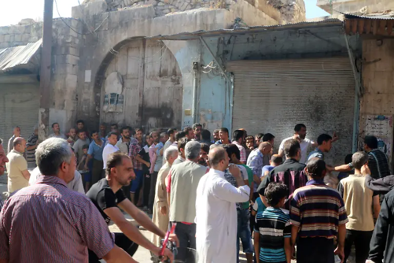 7b6676cc3f44943880761e3b81a5bf52