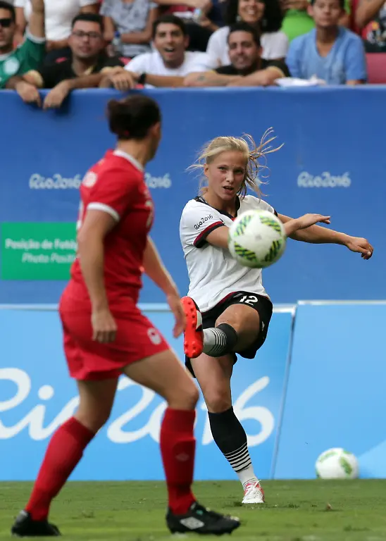 98c222b7dca5d9983e87fa83239f869f