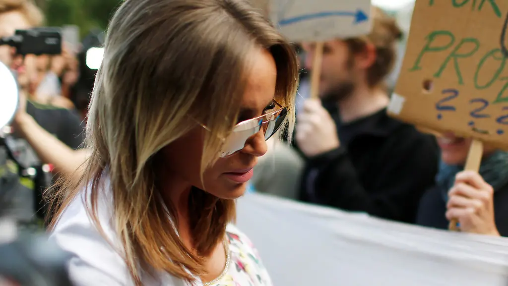 08f0ccd7fb183531be6f36ef628b0116