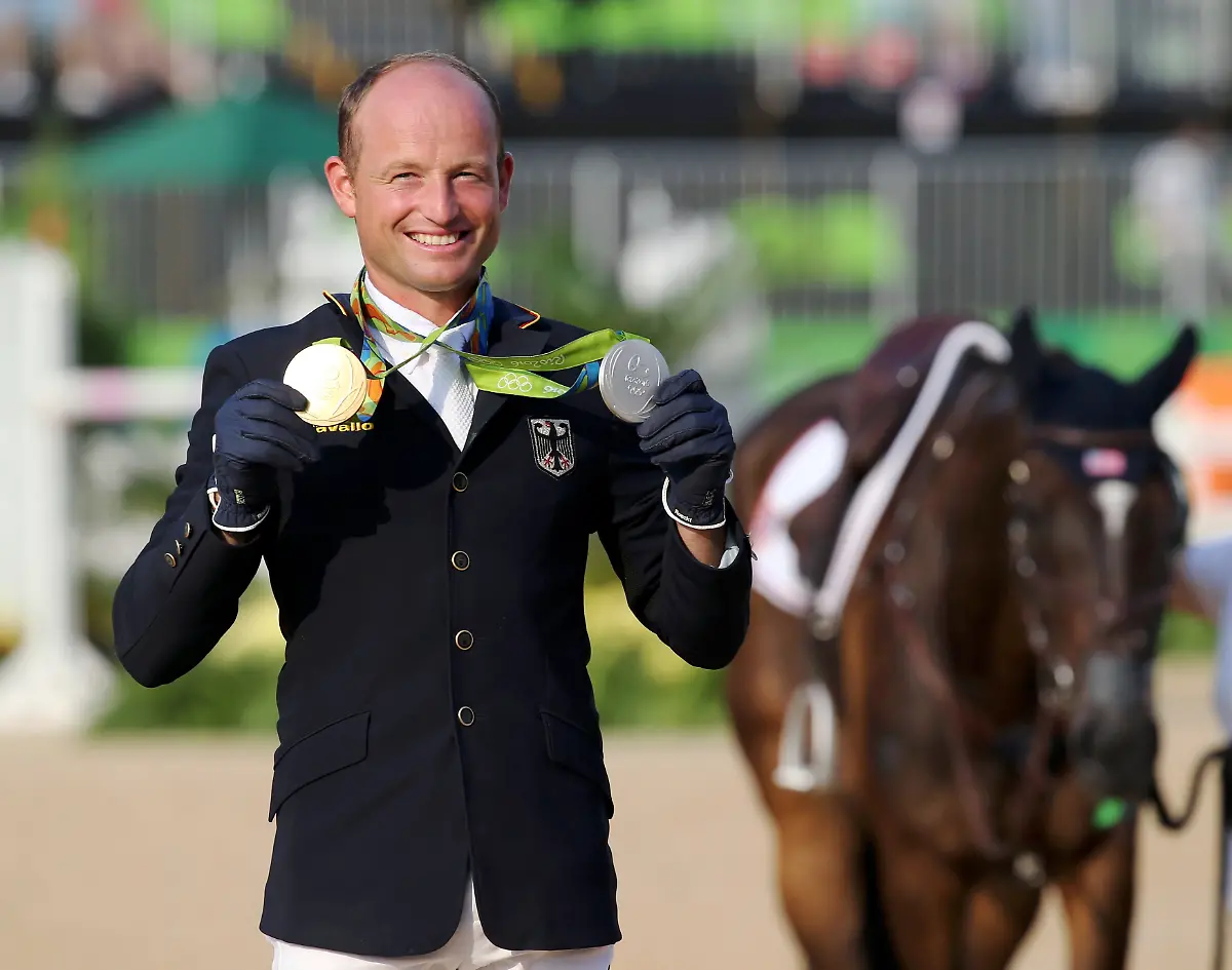 5b24d00c7c2e350c16f19e01052131a5