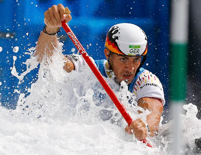 42a79767e50d2a5db55f35987f2f7ca5