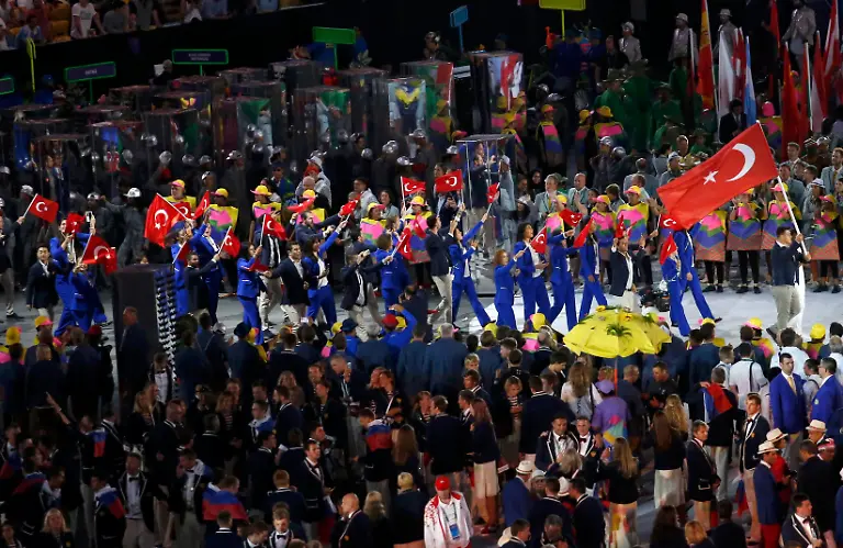 80ebe30b0264195219823b633f464817