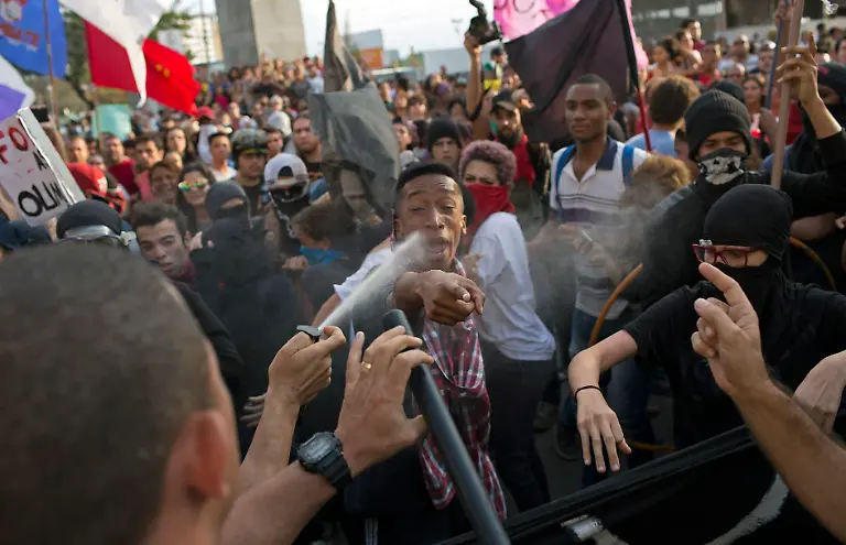 e84db36f95e31cba1865cdfc3007e8c0