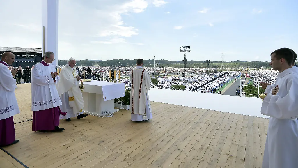 f5ab007d0b4ddc767ad091bd84dd8641