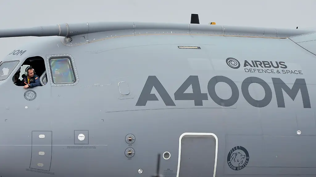 90ebcb0fc49ba09a64cef630fac0b275