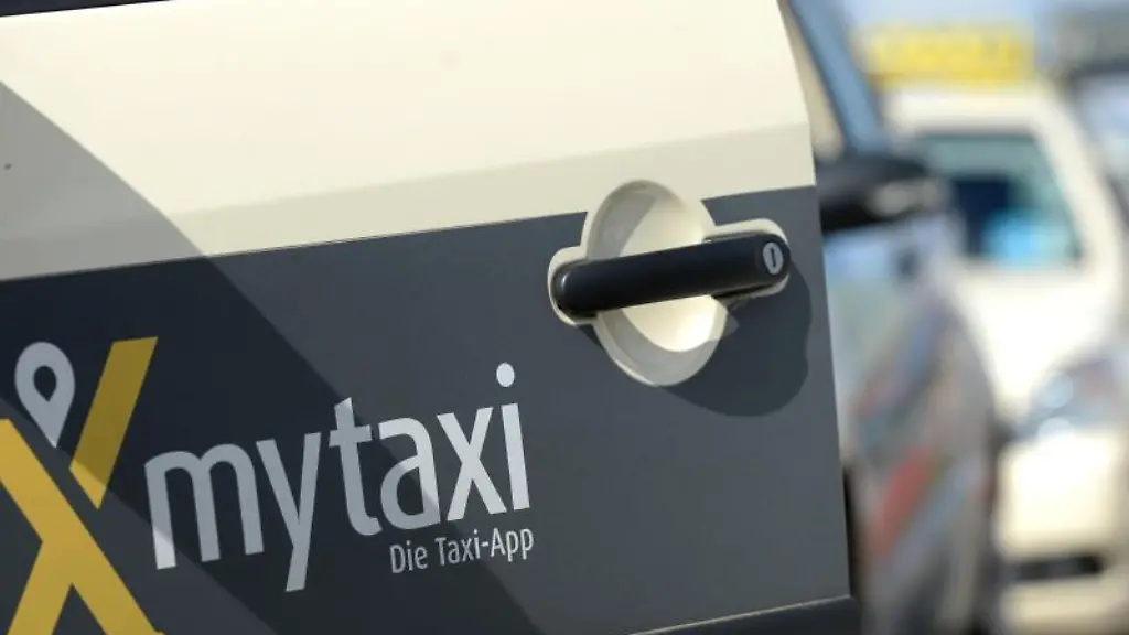 Mit-dem-Londoner-Taxi-App-Anbieter-Hailo-wappne-man-sich-auch-gegen-den-wachsenden-Wettbewerb-unter-den-Fahrdiensten-in-Europa-sagte-ein-Mytaxi-Sprecher