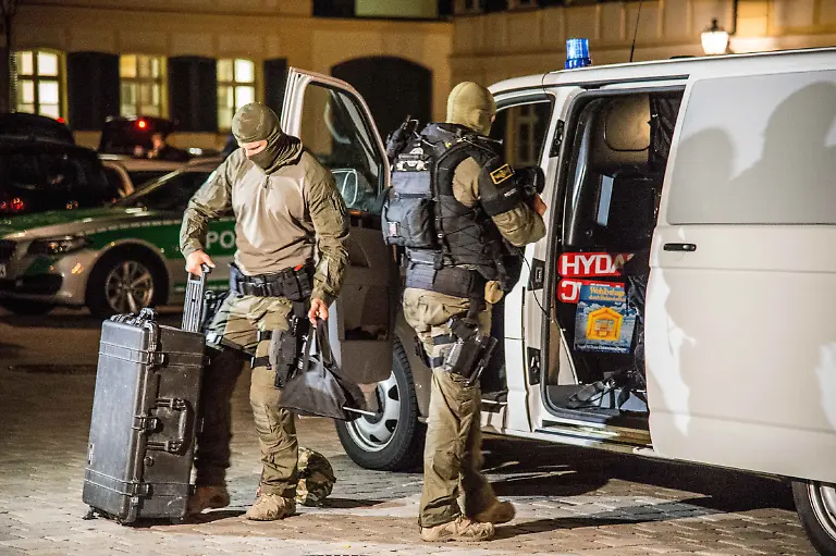 ada7f6089eaca1eaf766fe30c72de55f