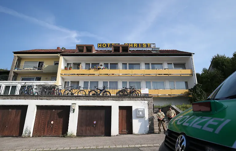 66402d2981b93db9e1fedbc222f9f591