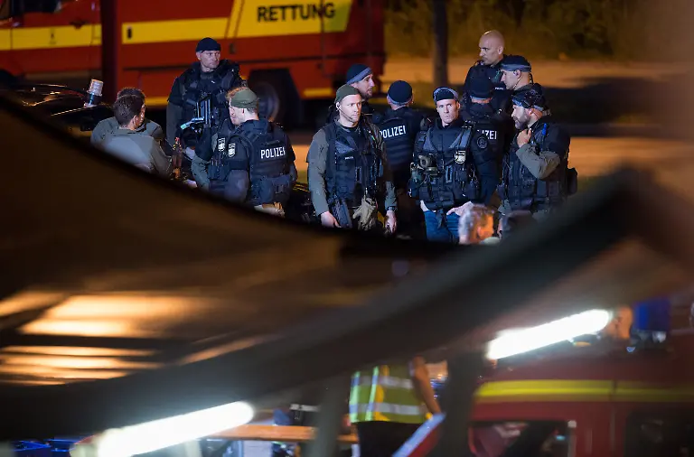 d878b59e1aa248a851860409df41da18