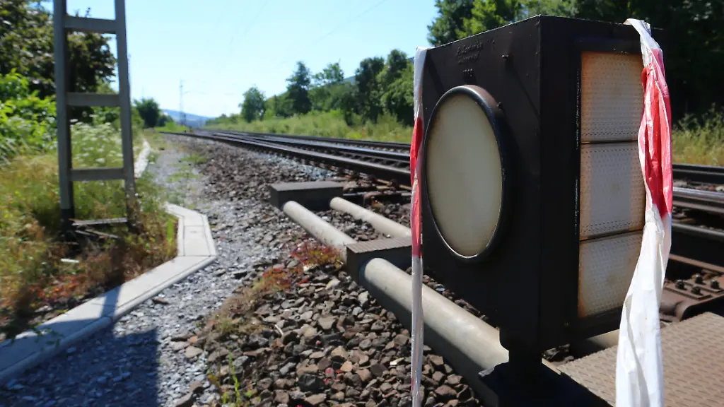 a8ec5d952a43cd350487d8f0a6ae4080