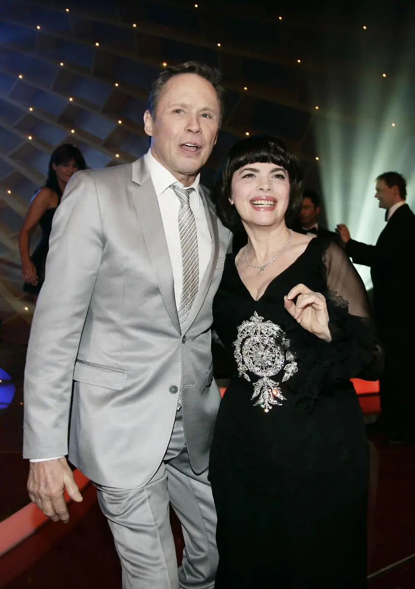 b24ef1a07dba076fa5124f44ce5724b2