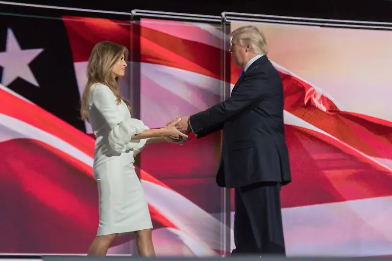 75e6a05c04193492c19ef75e5f7e51a1