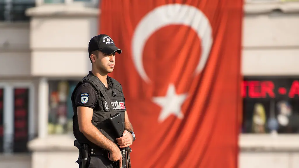 ebbe76a48fbed75d1d4649bcdd5ba166