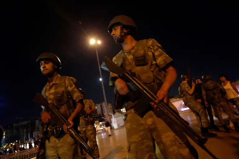 7eccb177c33d44655a6b06ae0437c05b