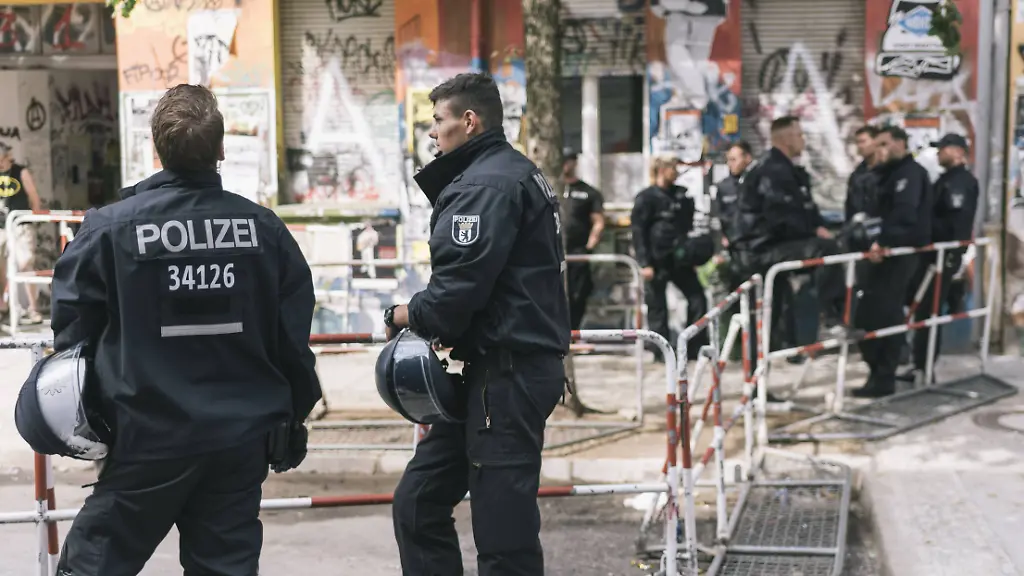 00fbfe8c2bf848d1ab03729c80db1f5b