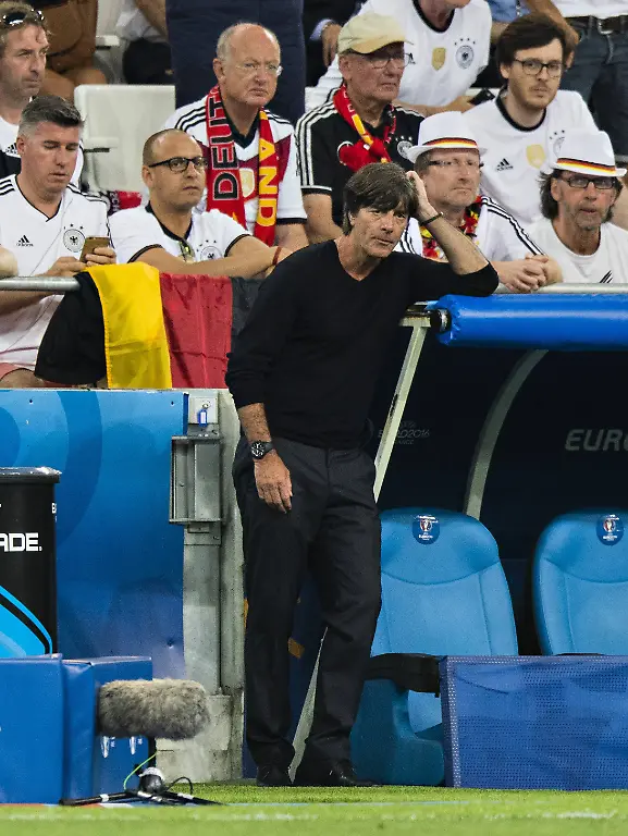 4affdb9b9a78efdafdac0907f2847d76