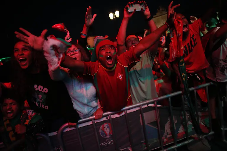 4cc743926bc2ef9637ae161b18f1524c