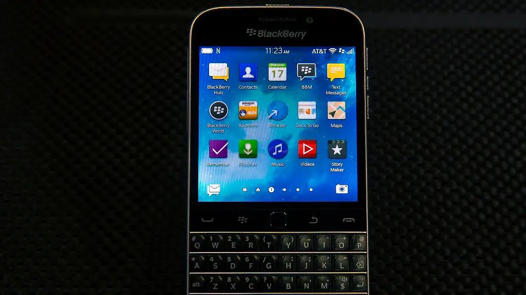 Blackberry-Classic-schwarz