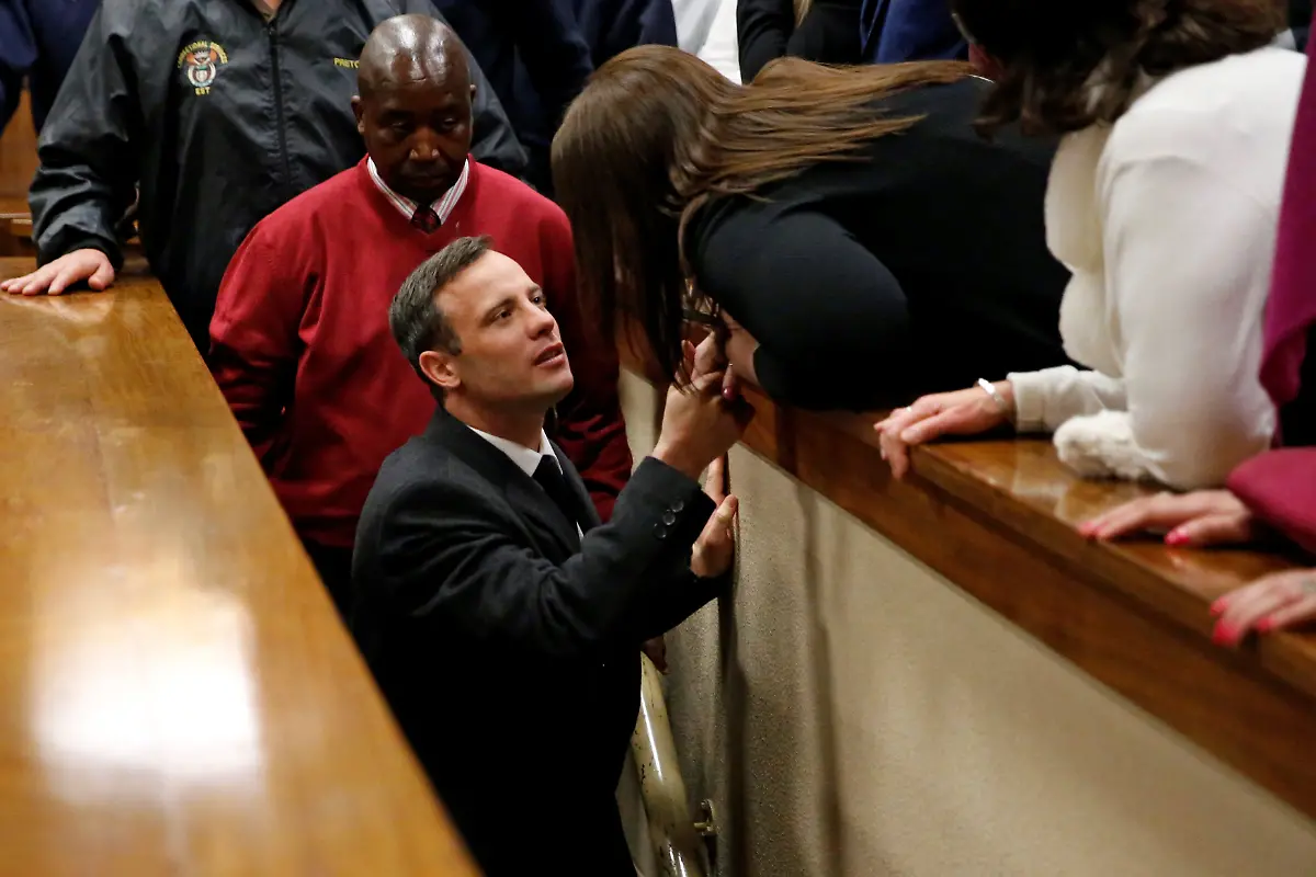 f14034481d8d6feb2e8991f93142c117