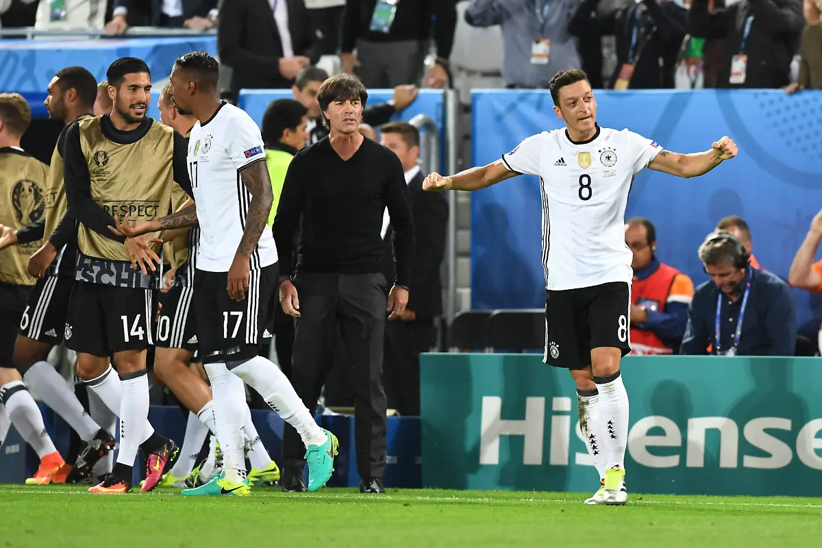 b9ca6e8616537e3d00ba0e2a26111a8e