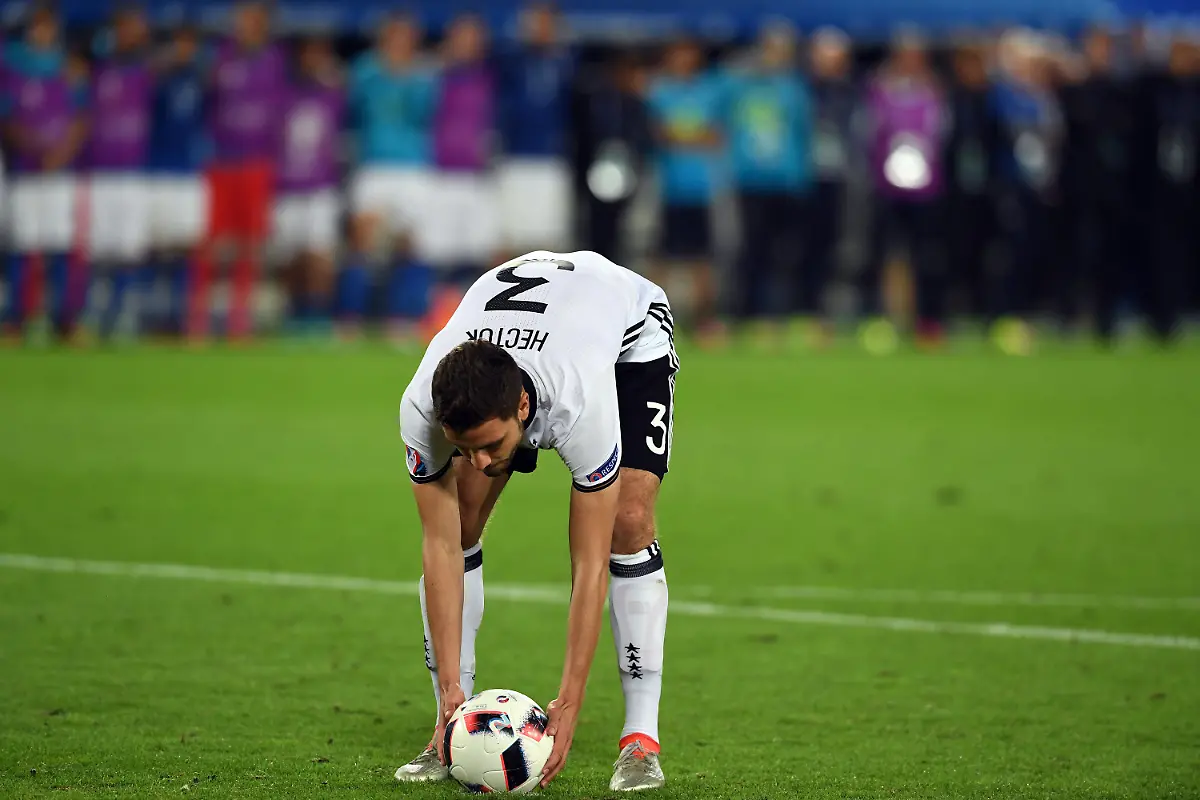 71db569adba22d3df8b22af0fe7d4001