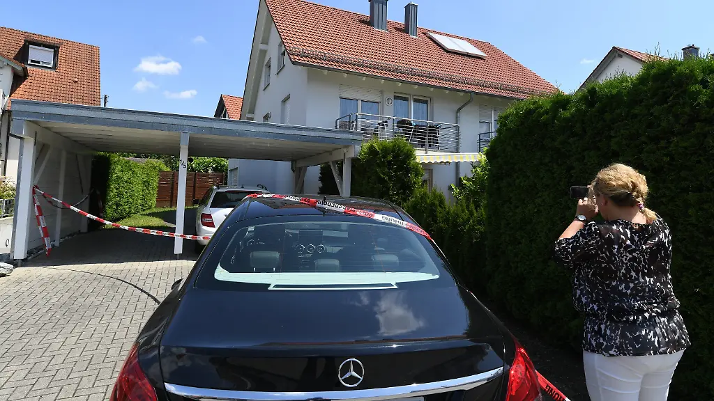 0859f93ddff7fe456aa635665b747593