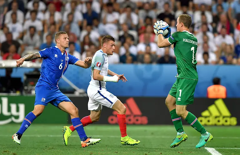 592d5e83194f371bf55a9a522b92a6af