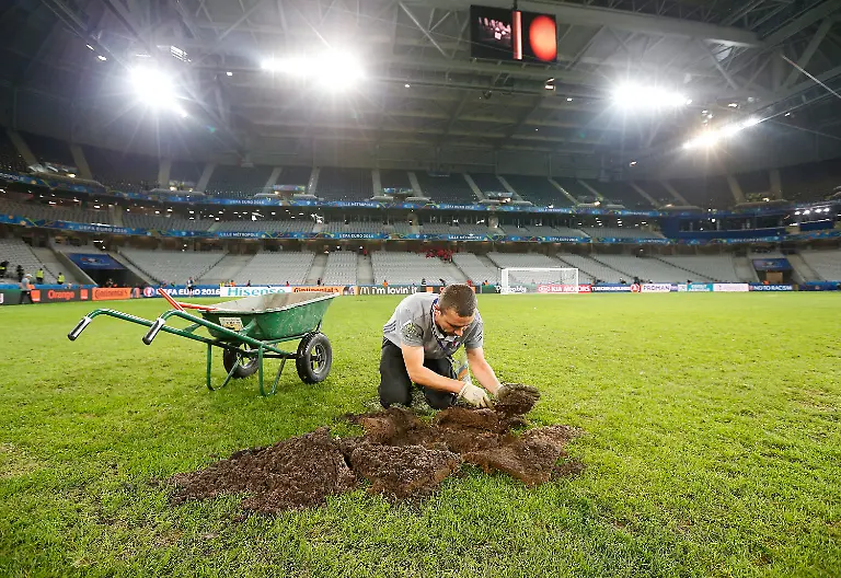 b324c56a3cca0350ab6402bfbc2eaf57