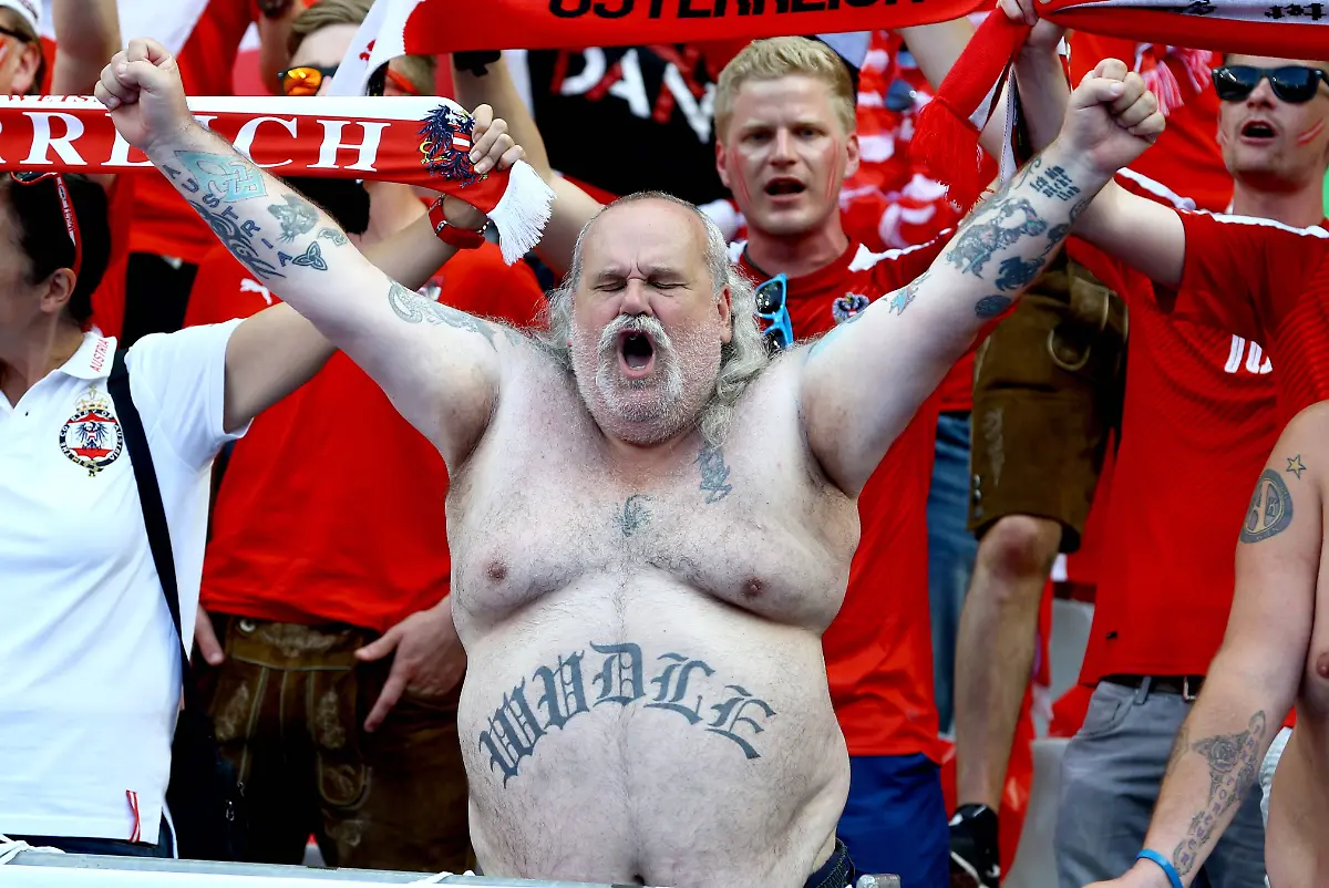 445ca7d0cdfed1ebbc53865b1df175f3