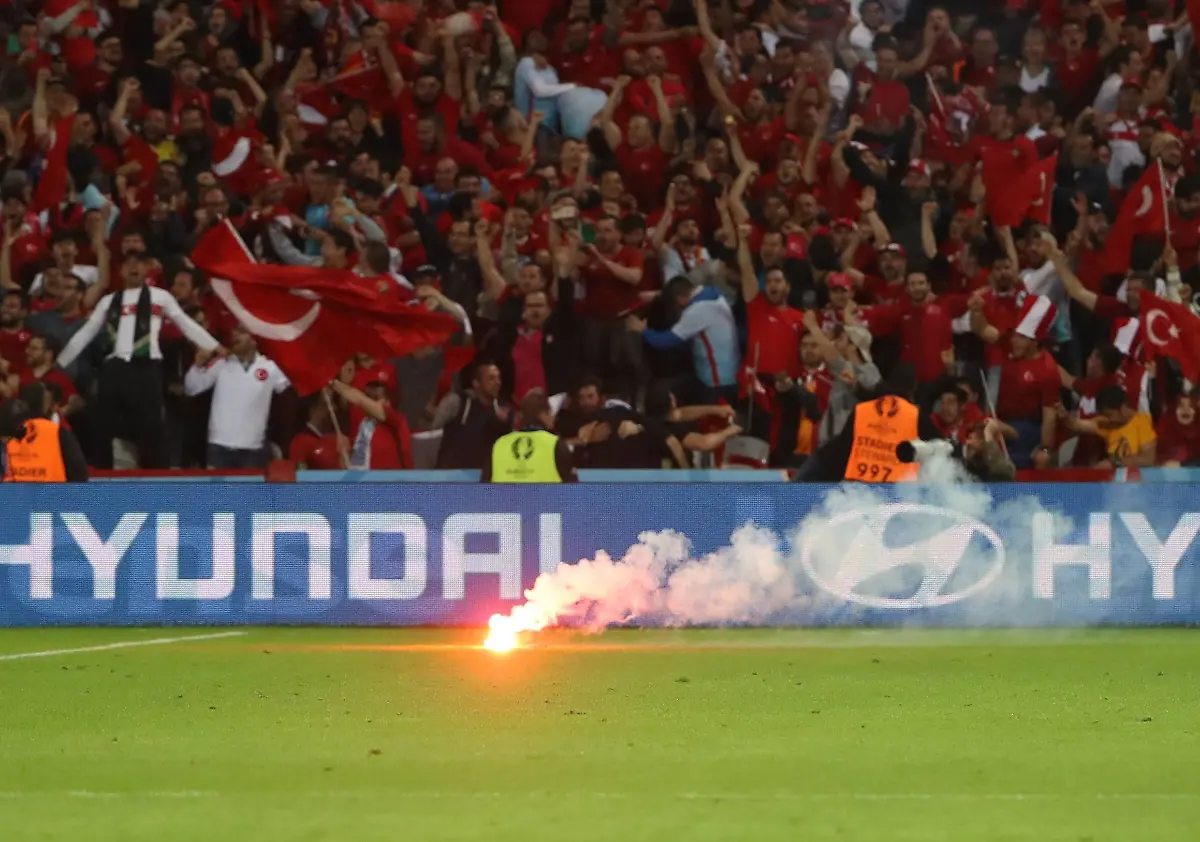 92e3b441a9a8d0eab2d94693552699a5