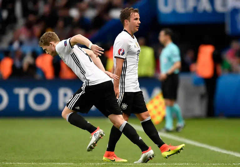 598d0f4d100dc0e4a6b2012c5db6782e