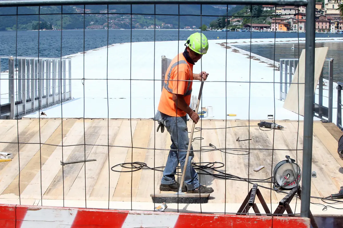 1993ea7cfdb4d945e2eeb0bc40ff9db2