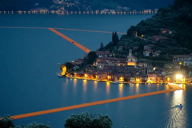 62b466c21ab7d2e6f94271de5611d0ea