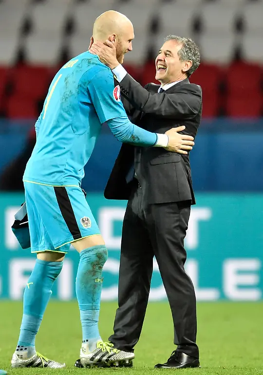 705bfb7ffa5304a39e37c6a5186436a6