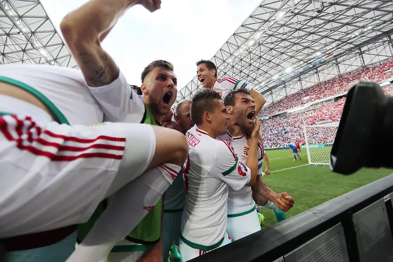 0f5cfce98740052f1b9bea6f230f168d