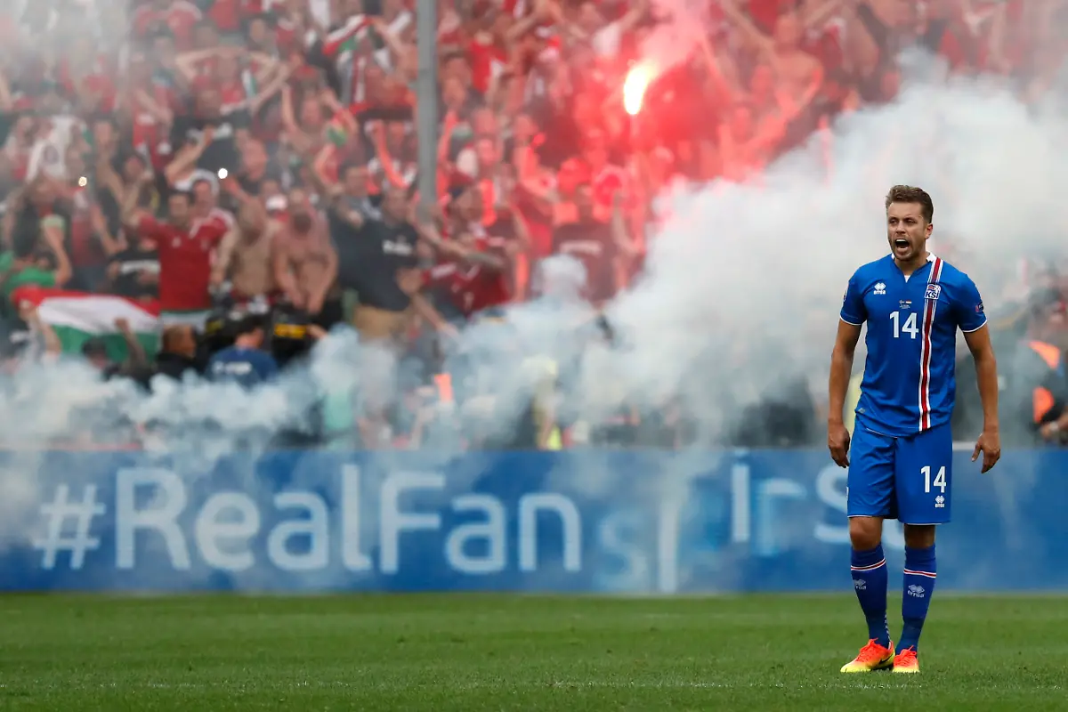 b839eb9089e7e1c35fdba87e4f333d3c