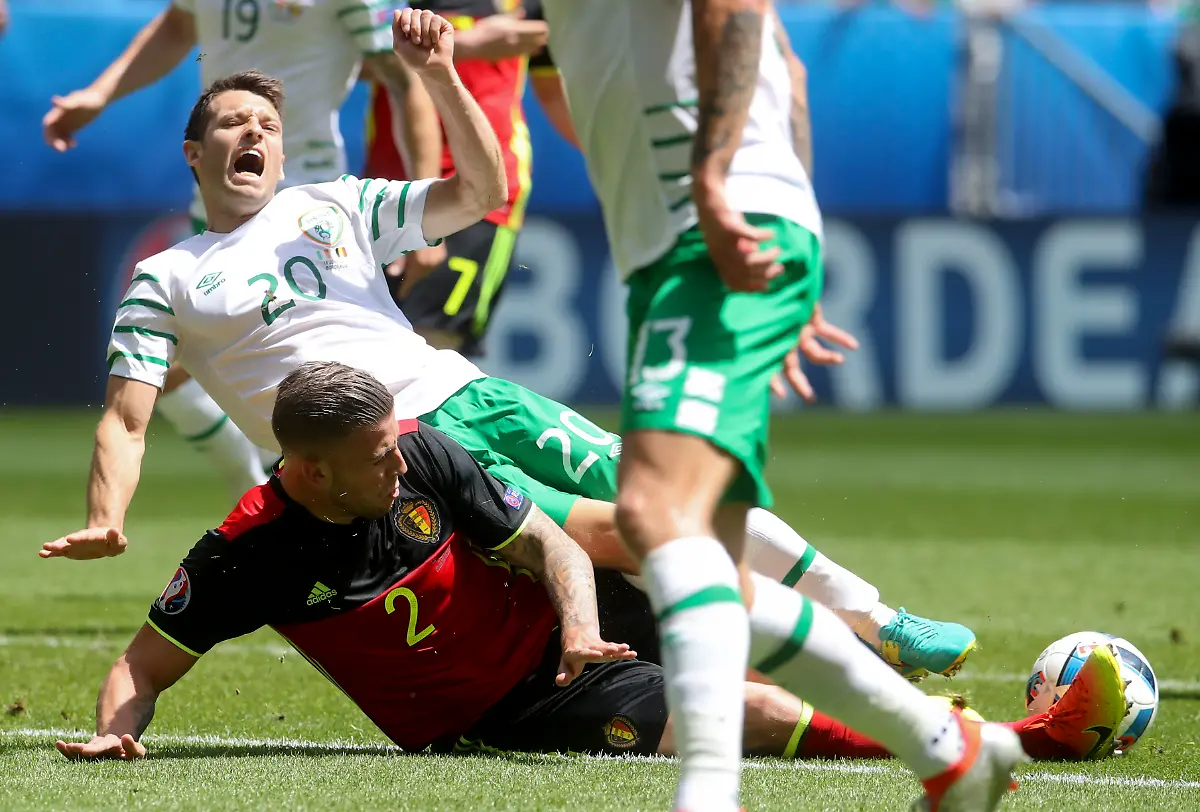 5cfaa9a6757a7b5b381ecea46a3b69ea