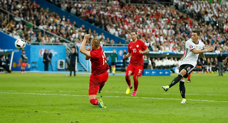 d50e7b6af43b6749330f10ff68a0dfea